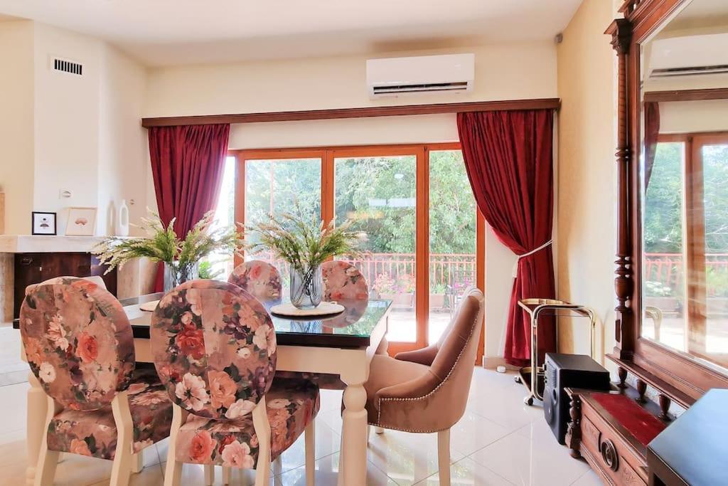 Apartment Kalliope, 200M Sea Каштела Экстерьер фото