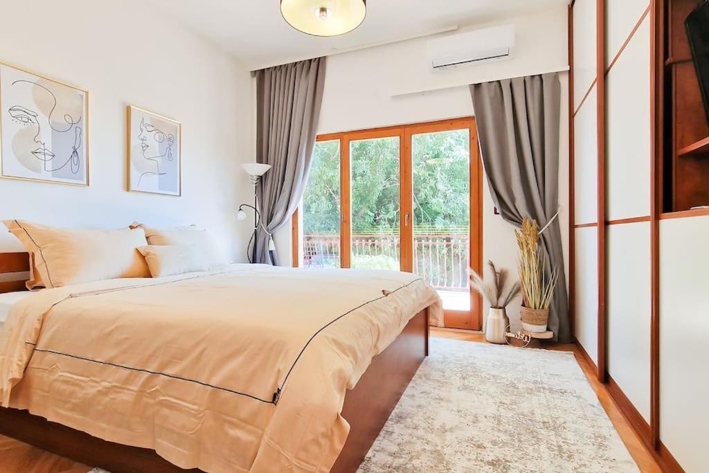 Apartment Kalliope, 200M Sea Каштела Экстерьер фото